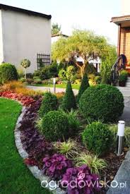 Good Garden Design Starts With Making A List Of All The Factors That You Need To Consider Befor Front Yard Landscaping Design Yard Landscaping Landscape Design