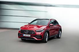 View Photos Of The 2021 Mercedes Benz Gla Class Mercedes Gla Mercedes Benz Mercedes Benz Gla