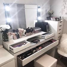 1 342 Otmetok Nravitsya 38 Kommentariev Vanity Collections Vanitycollections V Instagram Playing Around With M Makeup Room Decor Beauty Room Glam Room