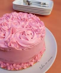 Rose Cake A La Fraise Gateau A La Fraise Delicieux Gateaux Idee Gateau