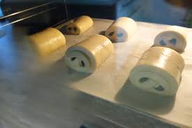 Une Recette En Video De Brice Rc Pour Realiser Avec Le Companion De Veritables Pains Au Chocolat Chocolatines Ave En 2020 Pain Au Chocolat Pate Levee Feuilletee Pain