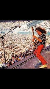 Eddie Van Halen 1981 Oldschoolcool Eddie Van Halen Van Halen Halen