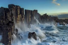 Windows 10 Lock Screen Background Download Free Stunning High Resolution Wallpapers For Desktop Lock Screen Images Wallpaper Windows 10 Winter Wallpaper Hd