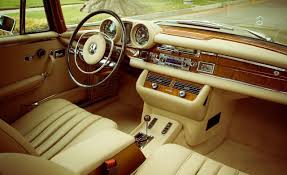Pin By Jeong Ahn On Automotive Aesthetic Classic I N T E R I O R Mercedes Benz Mercedes Coupe