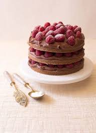 Layer Cake Au Chocolat Tonka Et Framboises Gateau A Etages Recette Gateau A Etage Chocolat Chocolat Framboise