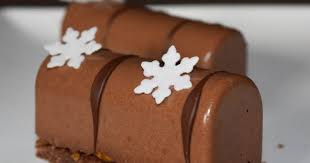 Mini Buches Au Chocolat Maman Ca Deborde Buche Au Chocolat Mini Gateau Au Chocolat Idee Dessert Noel