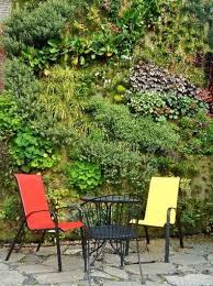 Gardening Events Vertical Gardening Workshop Art Classes At Leach Botanical Garden Lord And Schryver Exhibit And Lectures Vertical Garden Design Vertical Garden Garden Oasis