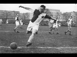 How many goals did who score? Josef Pepi Bican Profil Legendy Youtube