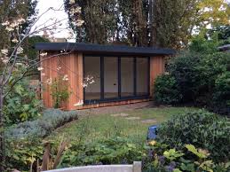 Triangular Garden Room