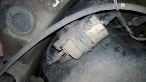 Here you cand find where is located your car cabin air filter, pollen filter, dust filter, oil and fuel filter and how to replace. Volkswagen Polo Fuel Filter Replace Youtube
