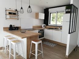 Cuisine Blanche Et Bois Avec Verriere Cuisine Blanche Et Bois Amenagement Cuisine Cuisine Moderne