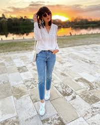 Denim For Life Mon Jean Ma Vie Ma Ville Basile A Bergerac Avec Flaflavflavia Vous L Aimez C Est Un Jean Droit Taille Haute