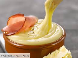Aligot Au Cantal Recettes Recette En 2020 Recette Recettes De Cuisine Recette A Base De Fromage
