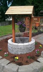 Beautiful Wishing Well Wishing Well Garden Front Yard Decor Front Yard