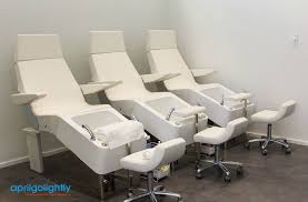 Best Pedicure Chairs Revealed Top 5 Reviews 2020 Salon De Unas Centro De Estetica Centro De Belleza