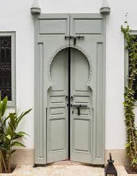 Ces 30 Idees Deco Qu On Pique Aux Riads Marocains Elle Decoration Deco Marocaine Interieurs Marocains Architecture Marocaine