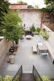 Garden Designer Visit A Low Maintenance Brooklyn Backyard By New Eco Landscapes Brooklyn Backyard Backyard Landscaping Designs Small Gardens