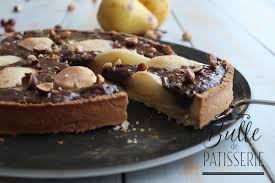 Recette Tarte Poires Et Chocolat Noir Maison Facile A Realiser Recette Tarte Poire Tarte Aux Poires Poire Au Chocolat
