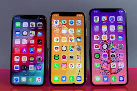 Iphone Xr Review For Once Cheaper Is Better Iphone Whats On My Iphone Android Smartphone
