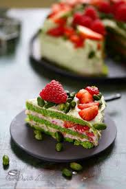 Gateau A Etages Framboise Pistache Un Dejeuner De Soleil Cuisine Et Boissons Recettes De Cuisine Gateau A Etage