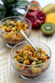 Salade De Fruits Exotiques Au Sirop Leger A La Vanille Amandine Cooking Salade De Fruits Exotiques Salade De Fruits Recette Salade De Fruits