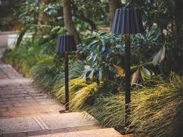 Led Aluminium Floor Lamp Butler P By Delta Light Design Arik Levy Delta Light Outdoor Lighting Bollard Lighting