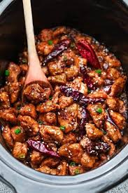 A Delicious Skinny Slow Cooker General Tso S Chicken Coated In A Sweet Savory And Spicy Sauce That Is Even Better Than Your Lo Skinny Slow Cooker Recipes Food