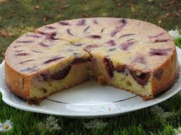 Moelleux Aux Prunes Thermomix Blog Cuisine Thermomix Avec Recettes Pour Le Tm5 Tm31 Recette Thermomix Dessert Gateau Moelleux Dessert Thermomix