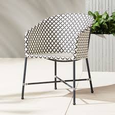 Brava Outdoor Wicker Dining Chair Reviews Cb2 Lounge Chair Outdoor Wicker Dining Chairs Metal Dining Chairs