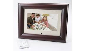The most affordable, largest, and wifi digital picture frames. Smartparts Sp800ws Digital Photo Frame With 8 Lcd Screen And 128mb Built In Memory At Crutchfield