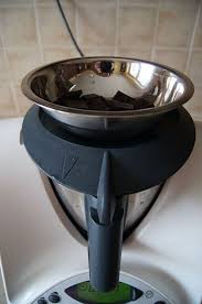 Fondre Le Chocolat Au Bain Marie Avec Thermomix Astuce Thermomix Chocolat Bain Marie Thermomix Idee Recette Thermomix