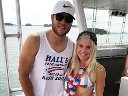 > «стэпфордские жёны» / «the stepford wives». Matthew Stafford S Wife Kelly Hall Is Ex Cheerleader With Nfl Star For A Brother Mirror Online
