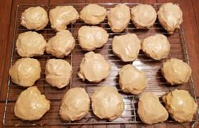 Les Galettes A L Erable De Maman Vous Rappelleront Votre Tendre Enfance Maple Recipes Desserts With Biscuits Dessert Bullet
