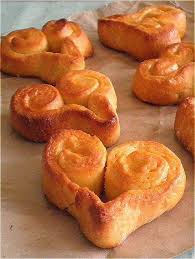 Heart Shaped Kaya Rolls Recipes Dessert Recipes Best Bread Recipe