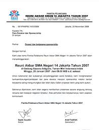 Surat undangan adalah salah satu surat yang memuat ajakan kepada seseorang atau kelompok untuk menghadiri kegiatan tertentu. 7 Contoh Surat Undangan Kegiatan Resmi Non Resmi Yang Baik
