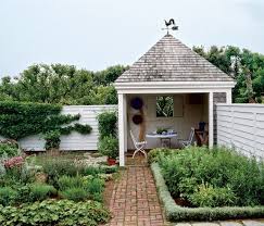 See How The Late Design Legend Bunny Mellon Outfitted Her Exquisite Homes And Gardens Bunny Mellon Home And Garden Cottage Garden