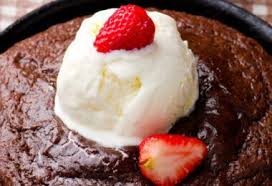 Gateau Au Lait Et A La Semoule Ultra Moelleux Parfume A La Vanille Et Au Citron Recette Mixte En 2021 Recette Italienne Alimentation Recette