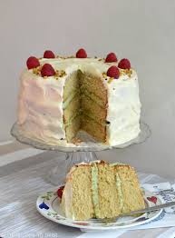 Layer Cake Au The Matcha Et A La Vanille Del S Cooking Twist Recipe Tea Recipes Matcha Green Tea Recipes Layer Cake