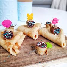 Crepes A La Farine De Coco Et Crepes Sucettes Bergamote Family