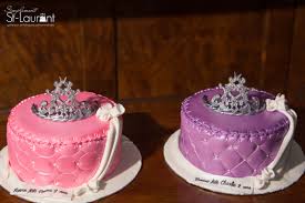 Gateau Princesse Pour Des Jumelles Twins Cake Twins 1st Birthdays Twin Baby Girls