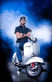 Pin En Vespa