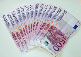 They are part of the eurozone discontinued 500 euro banknotes series. File 500 Euro Banknoten Jpg Wikimedia Commons