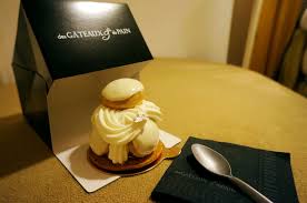 Pin On Des Gateaux Et Du Pain A Paris