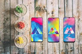 Samsung Galaxy M10 Vs M20 Vs M30 Major Differences Can It Beat Redmi Mid Range Phones Android Infotech Samsung Samsung Galaxy Best Camera