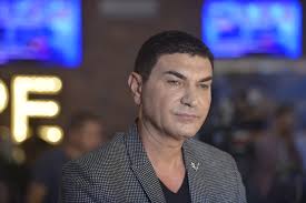 Cristi borcea a fost condamnat la cinci ani de închisoare cu executare în dosarul retrocedărilor cristi borcea și alina vidican au divorțat, joi, la ora 16:00, la notar, în constanța, după o căsnicie. AdevÄƒrul Despre Starea De SÄƒnÄƒtate A Lui Cristi Borcea Infectat Cu Covid 19 Ce Se IntamplÄƒ Cu Valentina Pelinel È™i Cu Copiii Lor Libertatea Libertatea