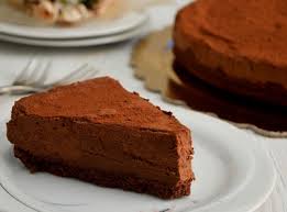 Gateau A La Mousse Au Chocolat Au Thermomix Plat Et Recette Gateau Mousse Chocolat Mousse Au Chocolat Gateau Sans Cuisson