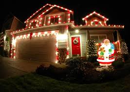 21 Christmas Outdoor Decorations Ensure It Makes A Visual Impact Christmas House Lights Decorating With Christmas Lights Exterior Christmas Lights