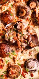 Creamy Mushrooms Bacon And Sausage Creamy Mushrooms Hot Italian Sausage Side Dishes Easy