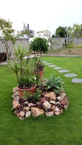 22 Beautiful Small Backyard Gardening Ideas With Indian Style Lmolnar Rock Garden Landscaping Rock Garden Design Backyard Landscaping Designs
