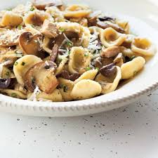 Orecchiettes Au Poulet Aux Olives Et Aux Champignons Pasta Soup Recipes Pureed Food Recipes Orecchiette Recipes